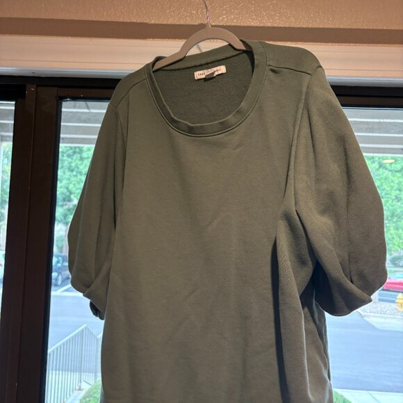 FREE ASSEMBLY SHORT SLEEVE GREEN SWEATER EXTRA LARGE USED - Picture 1 of 2